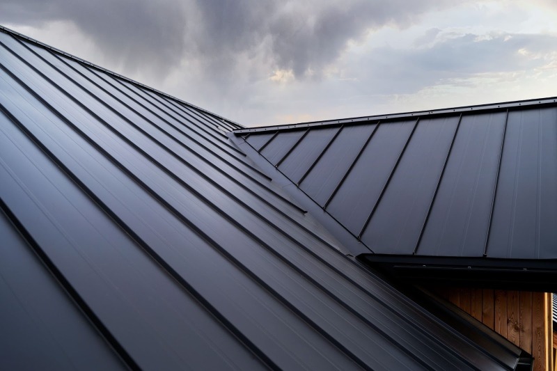 Metal sheet roofing
